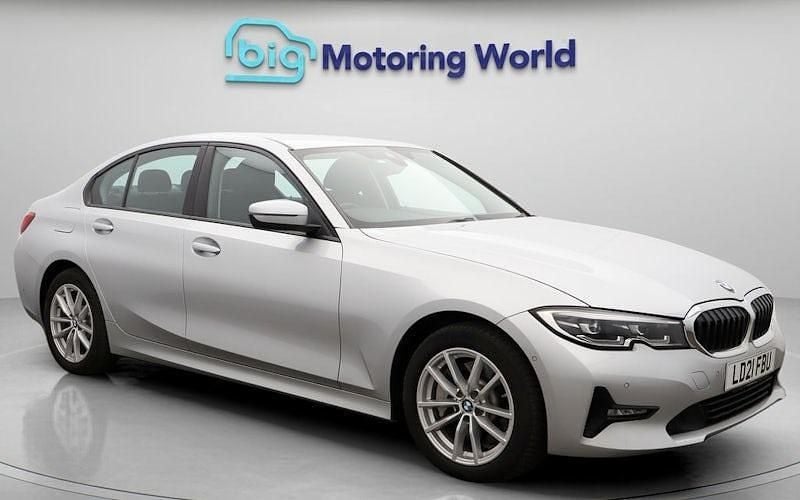 Used 2021 BMW 330e Sedan | £16,000 (Super price) - Image 1/4