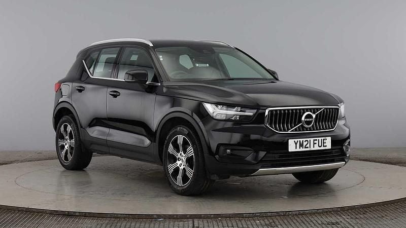 Used 2021 Volvo XC40 Inscription SUV | £21,690 (Fair price) - Image 1/4