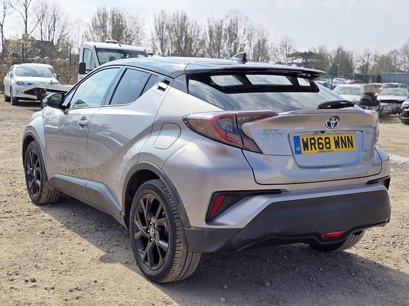 Used Toyota C-HR 122 HP (89 kW) 2018 Silver SUV