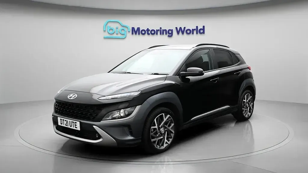 Second-hand Hyundai Kona Premium 141 CP (103 kW) 2021 Negru SUV