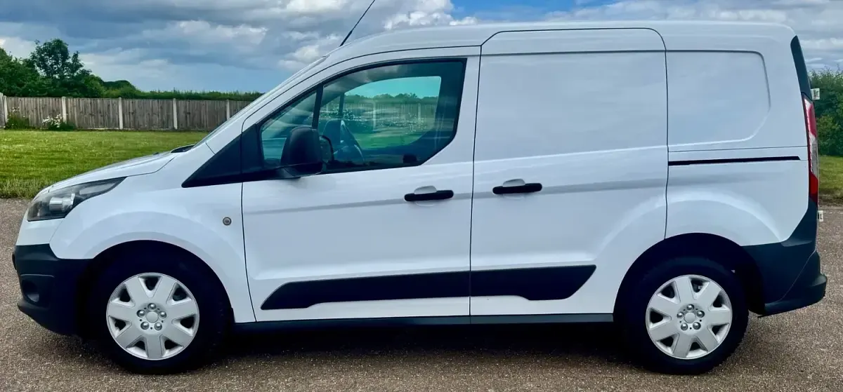 Used Ford Transit Connect 2016 White MPV