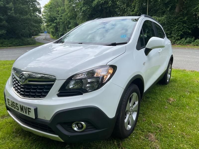 Used Vauxhall Mokka 2015 White SUV