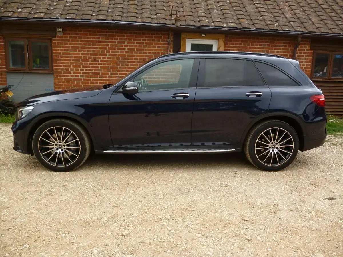 Used Mercedes GLC220 AMG line 2017 Blue SUV