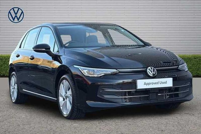 Used VW Golf VIII Style 204 HP (150 kW) 2025 Black Hatchback