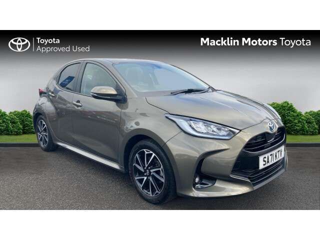 Other Used 2021 Toyota Yaris Hybrid Design Hatchback | £15,677 (Fair price) - Image 1/4