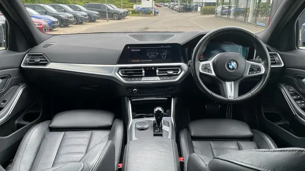 Usado BMW 318 M Sport 156 CV (114 kW) 2022 Gris Berlina