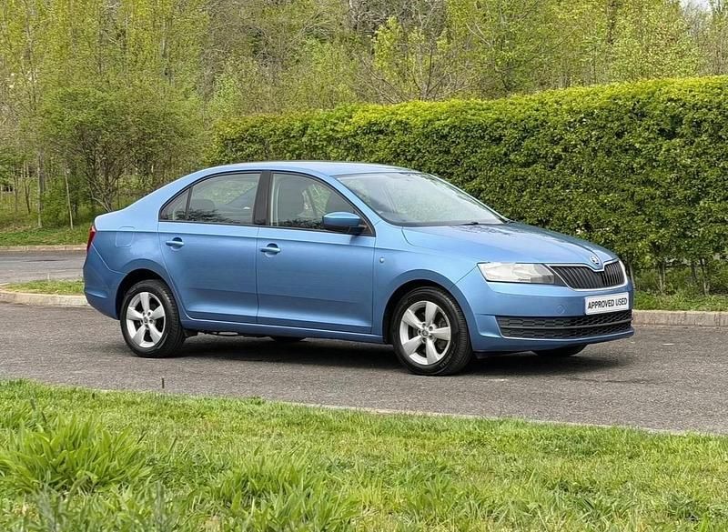 Usado Skoda Rapid SE 2013 Azul Citadino