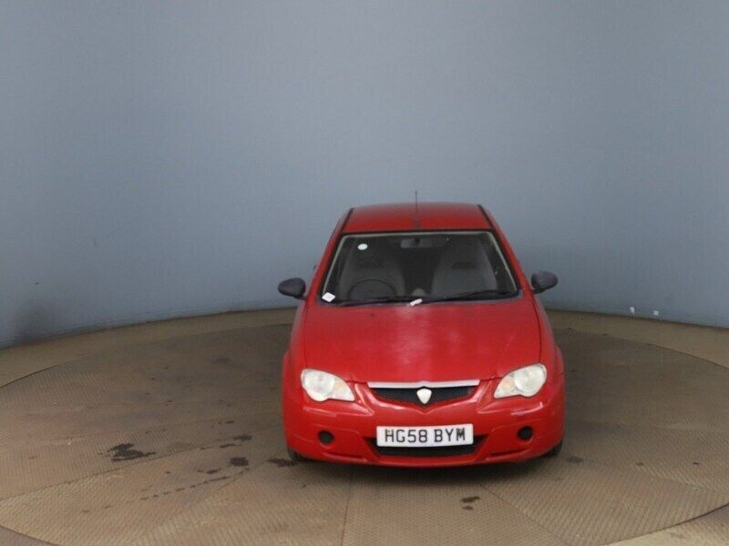 Image 2/4
