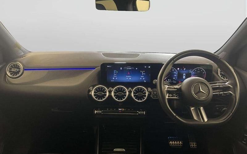 Used Mercedes B200 Executive 163 HP (119 kW) 2025 MPV