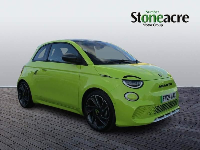 Green Used 2024 Abarth 500e Scorpionissima Hatchback | £25,995 (A bit pricey) - Image 1/4