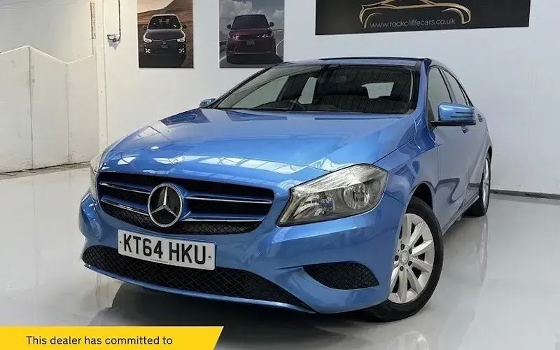 Używany Mercedes A180 SE 109 KM (80 kW) 2015 Hatchback