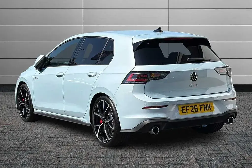 Used VW Golf VIII GTI 265 HP (194 kW) 2026