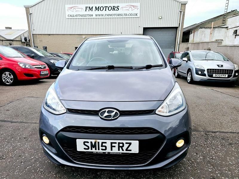 Grey Used 2015 Hyundai i10 SE Hatchback | £4,395 (Fair price) - Image 1/4