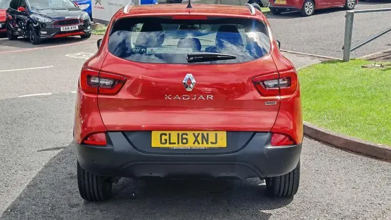 Used Renault Kadjar Dynamique 130 HP (95 kW) 2016 Red SUV
