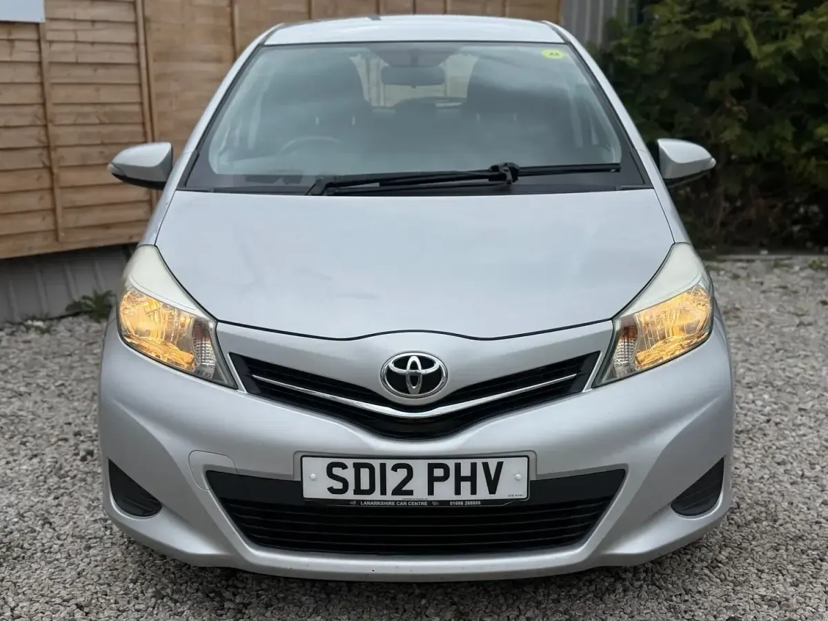 Used Toyota Yaris 2012 Silver Hatchback