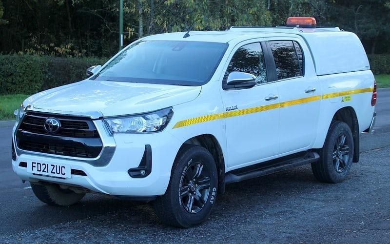 Used 2024 Toyota HiLux Pickup | £19,950 (Super price) - Image 1/4