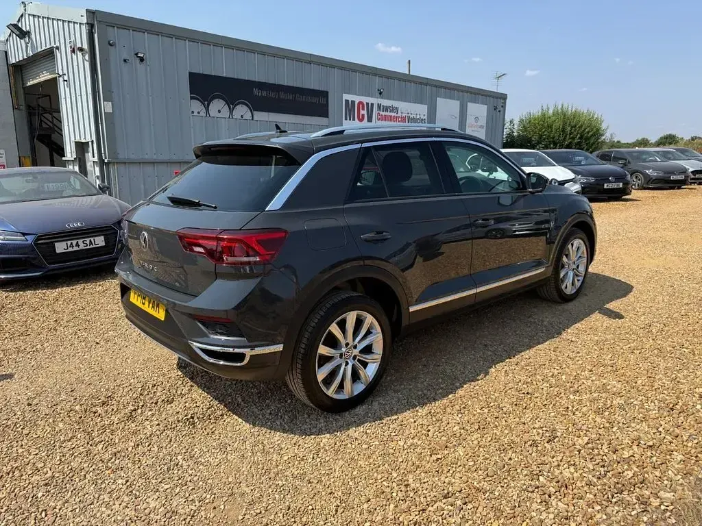 Used VW T-Roc SEL 150 HP (110 kW) 2018 Grey SUV