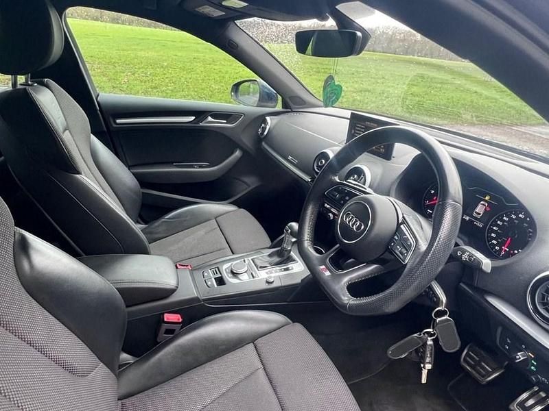 Used Audi A3 Sportback S-Line 150 HP (110 kW) 2018 Blue Hatchback