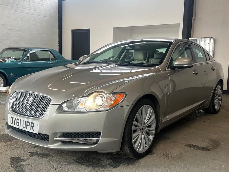 Used Jaguar XF Premium Luxury 2011 Gold Sedan