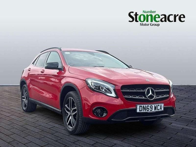 Red Used 2019 Mercedes GLA180 Urban SUV | £18,695 (A bit pricey) - Image 1/4