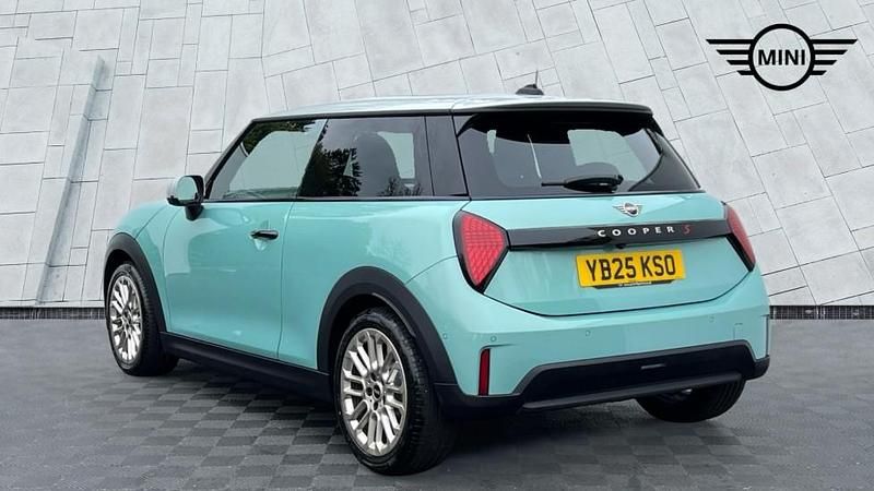 Novo Mini Cooper S Hatch 201 HP (147 kW) 2025 Verde Citadino