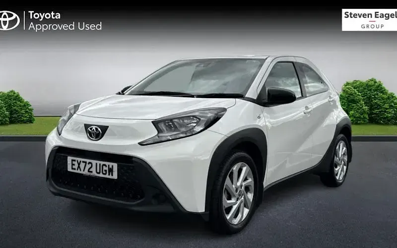 Used Toyota Aygo X PURE 72 HP (52 kW) 2025 SUV