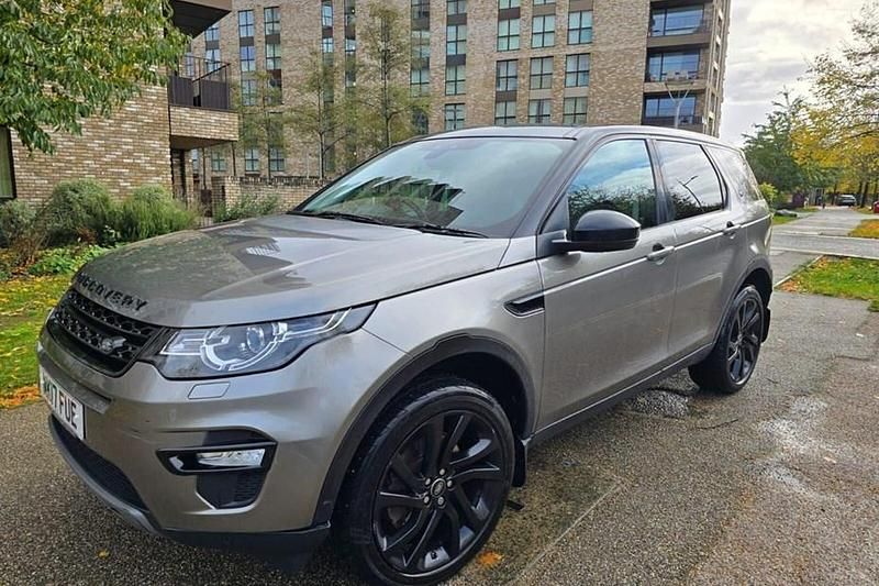 Silver Used 2017 Land Rover Discovery Sport HSE Luxury SUV | £11,499 (Good price) - Image 1/1