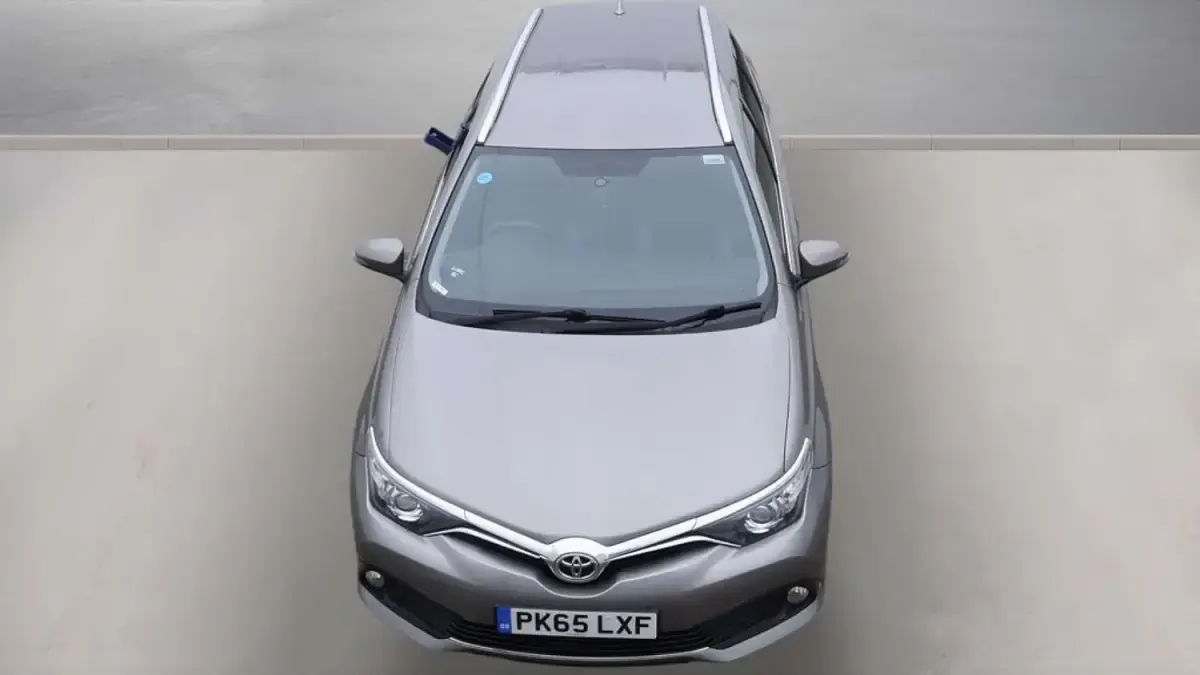 Used Toyota Auris Business Edition 2015 Bronze Estate