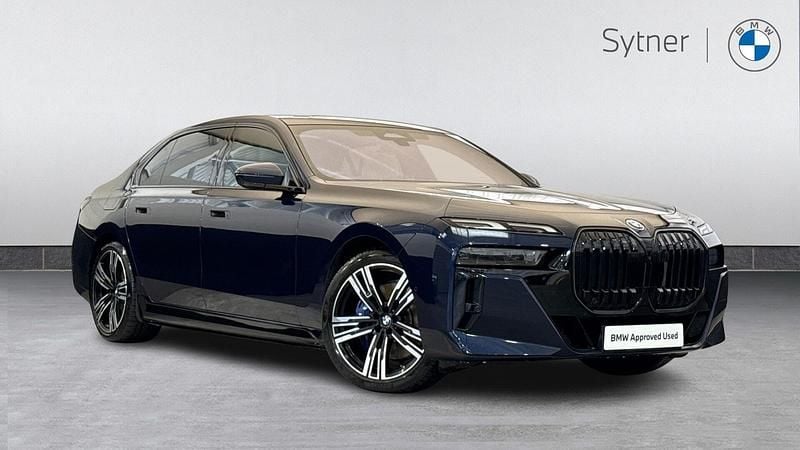 Used BMW 750e M Sport 482 HP (354 kW) 2025 Blue Sedan
