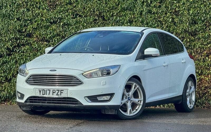 Used Ford Focus Titanium X 120 HP (88 kW) 2017 White Hatchback