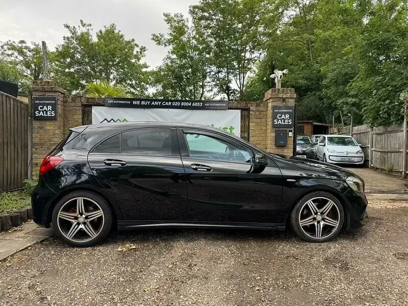 Used Mercedes A250 Premium 2016 Black Hatchback