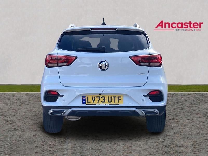 Used MG ZS Exclusive 106 HP (77 kW) 2023 White SUV