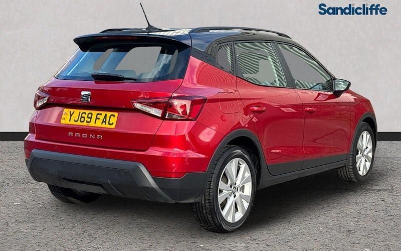 Used Seat Arona SE Technology 95 HP (69 kW) 2020 Red SUV