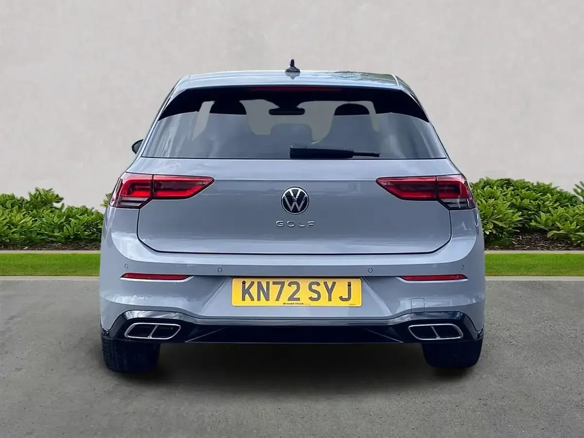 Used VW Golf VIII R-line 130 HP (95 kW) 2022 Grey Hatchback