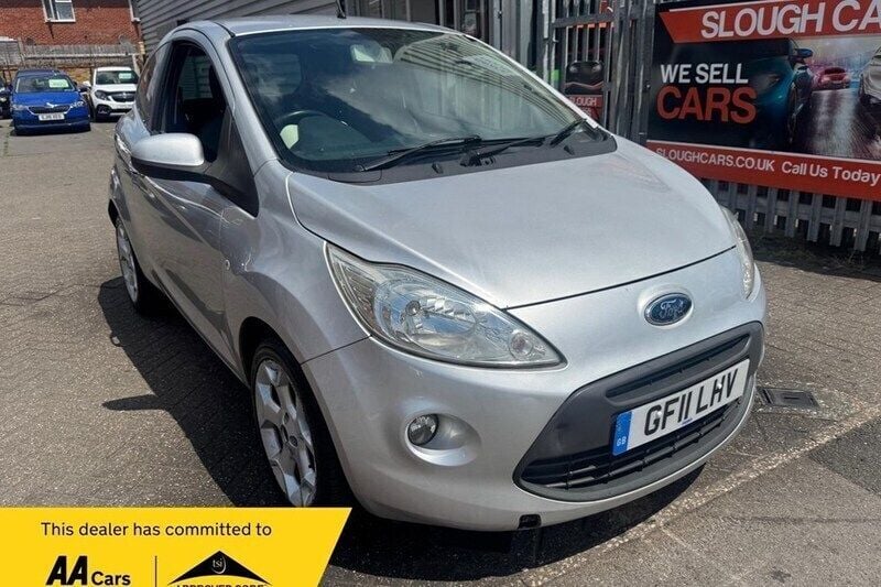 Silver Used 2011 Ford Ka Titanium Hatchback | £1,795 (Good price) - Image 1/1