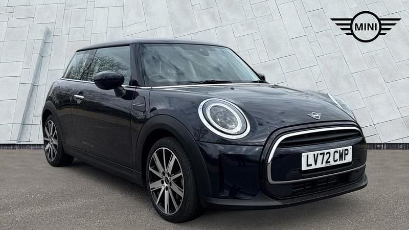 Used Mini Cooper Classic 2023 Blue/black Hatchback