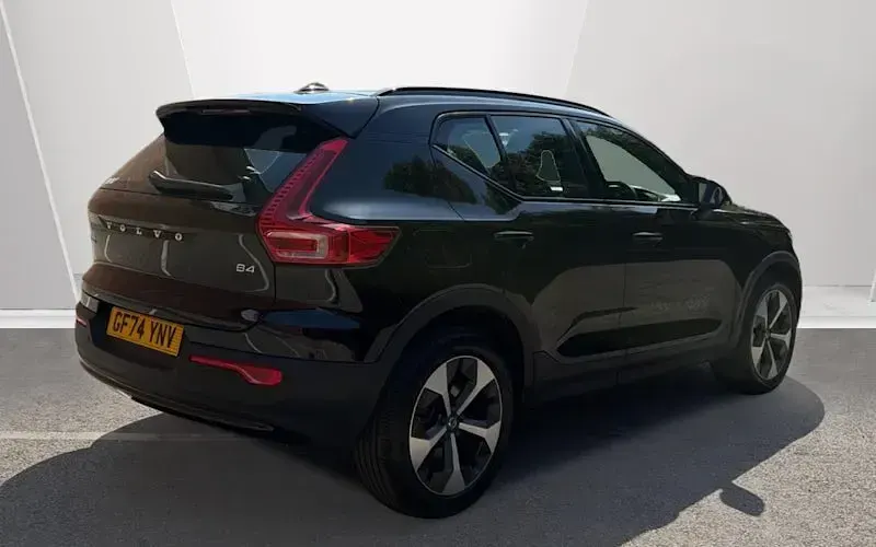 Used Volvo XC40 Plus 197 HP (144 kW) 2026 SUV