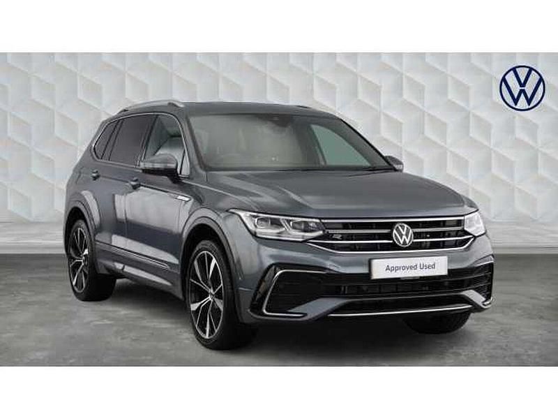 Platinum grey Used 2025 VW Tiguan Allspace R-line SUV | £34,134 (Expensive) - Image 1/4