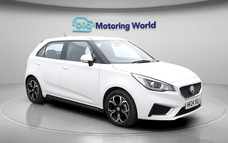Used MG MG3 Exclusive 106 HP (77 kW) 2024 White Hatchback