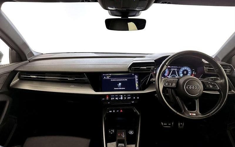 Used Audi A3 Sportback e-tron S-Line 204 HP (150 kW) 2025 Hatchback