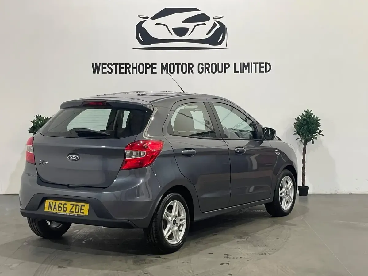 Used Ford Ka Plus Zetec 70 HP (51 kW) 2016 Grey Hatchback