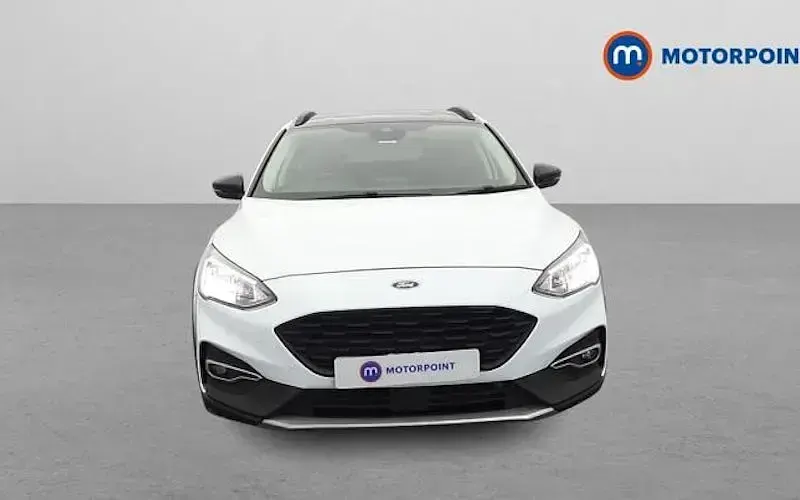 Używany Ford Focus Active 155 KM (114 kW) 2020 Biały Hatchback