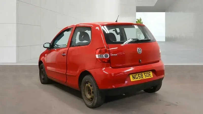 Used VW Fox 55 HP (40 kW) 2009 Red Hatchback