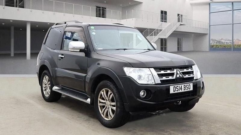 Black Used 2014 Mitsubishi Shogun Warrior SUV | £12,989 (Super price) - Image 1/4