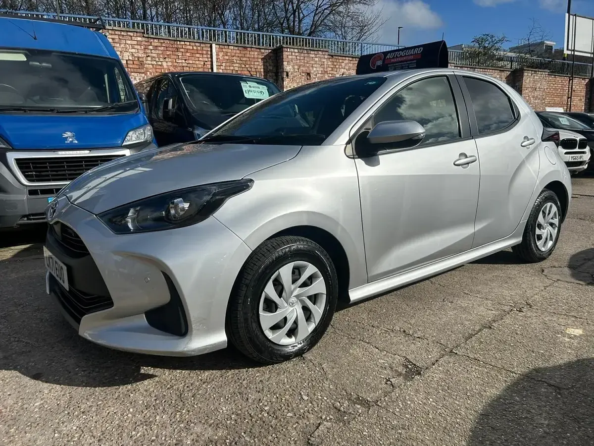 Used Toyota Yaris Design 2026 Silver Hatchback