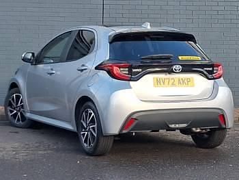 Used Toyota Yaris Design 116 HP (85 kW) 2023 Silver Hatchback
