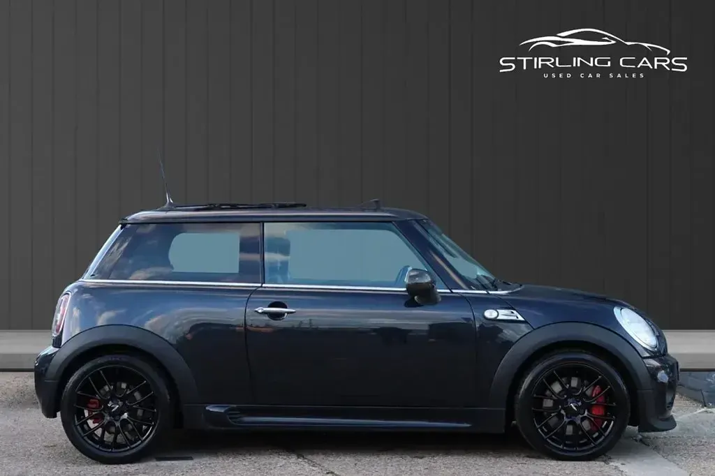 Used Mini John Cooper Works Hatch 211 HP (155 kW) 2008 Black Hatchback