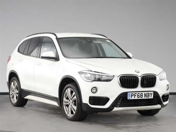 Gloss white Used 2018 BMW X1 Sport Line SUV | £15,690 (Fair price) - Image 1/1