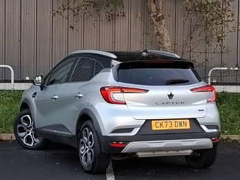 Usado Renault Captur Techno 160 HP (117 kW) 2023 Cinzento SUV