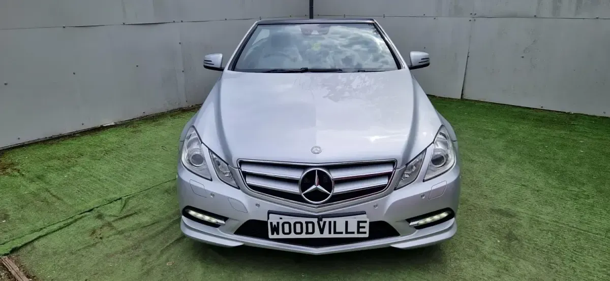 Usado Mercedes E350 265 HP (194 kW) 2013 Prateado Cabrios